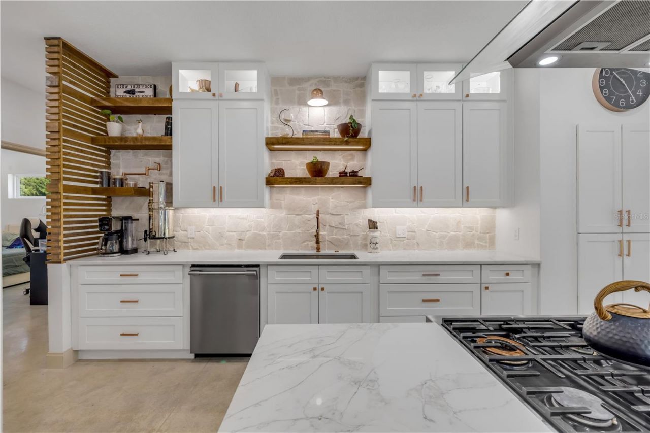 3211 Saxon Drive, New Smyrna Beach, FL 32169 Photo