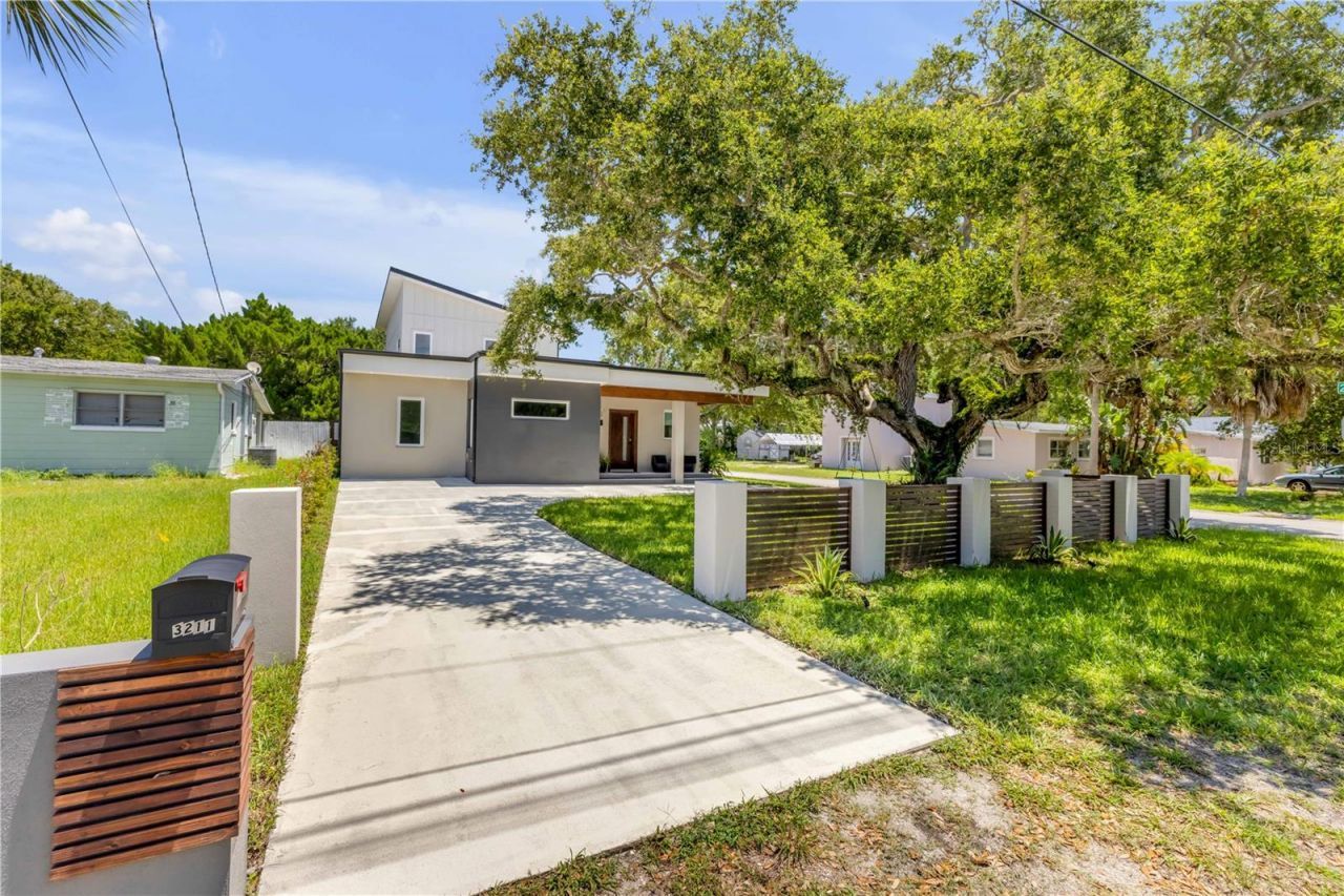 3211 Saxon Drive, New Smyrna Beach, FL 32169 Photo