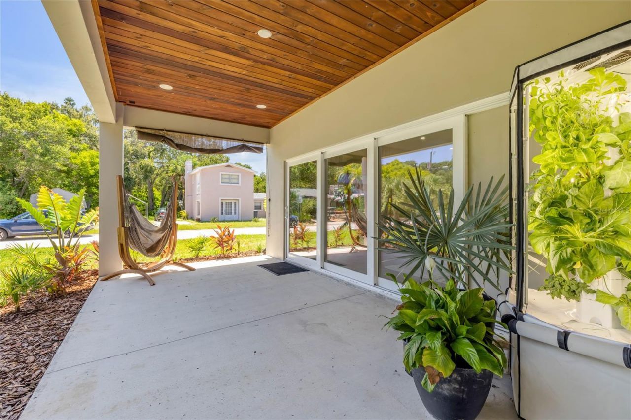 3211 Saxon Drive, New Smyrna Beach, FL 32169 Photo