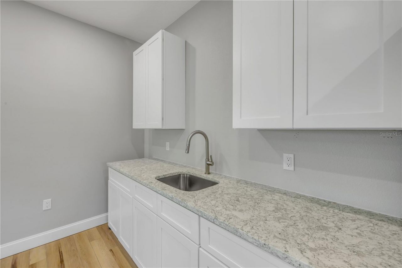 3211 Saxon Drive, New Smyrna Beach, FL 32169 Photo