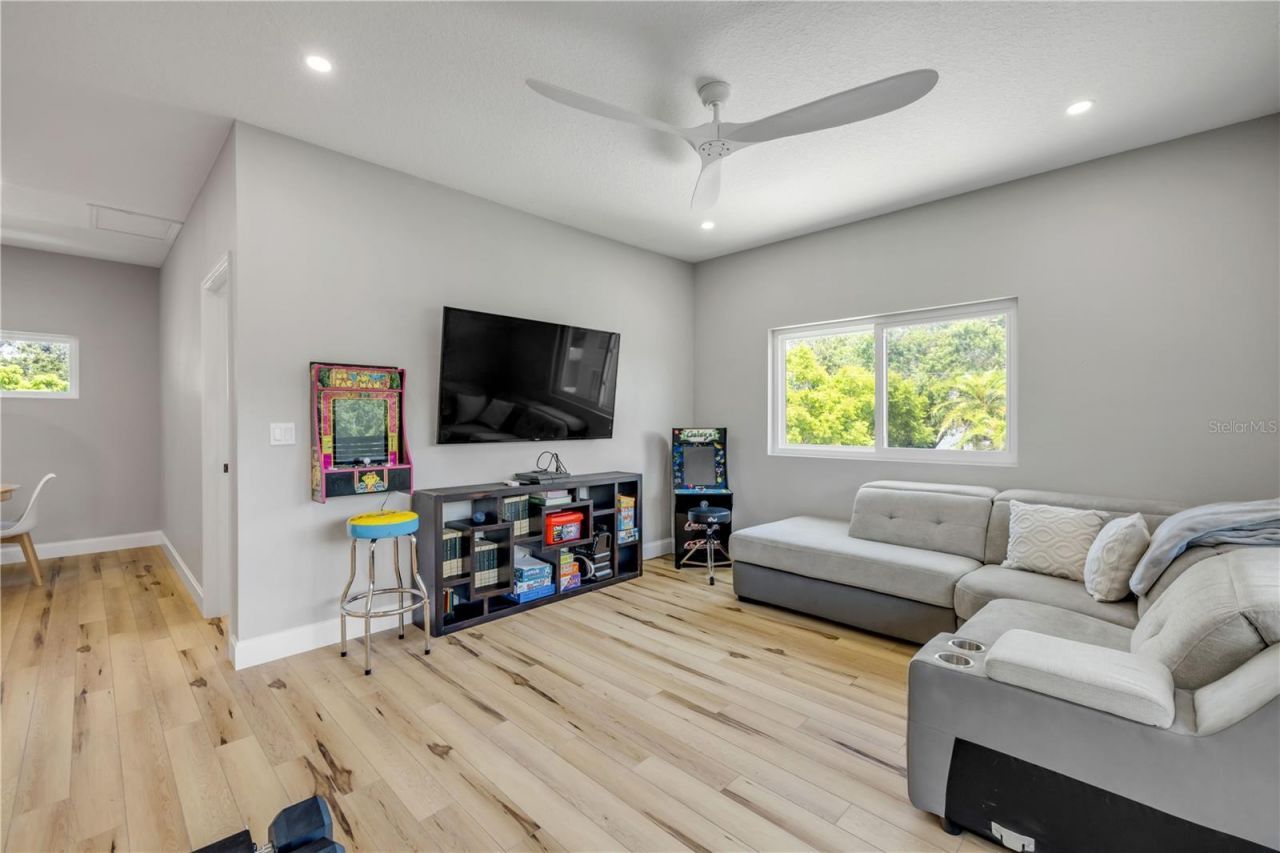 3211 Saxon Drive, New Smyrna Beach, FL 32169 Photo