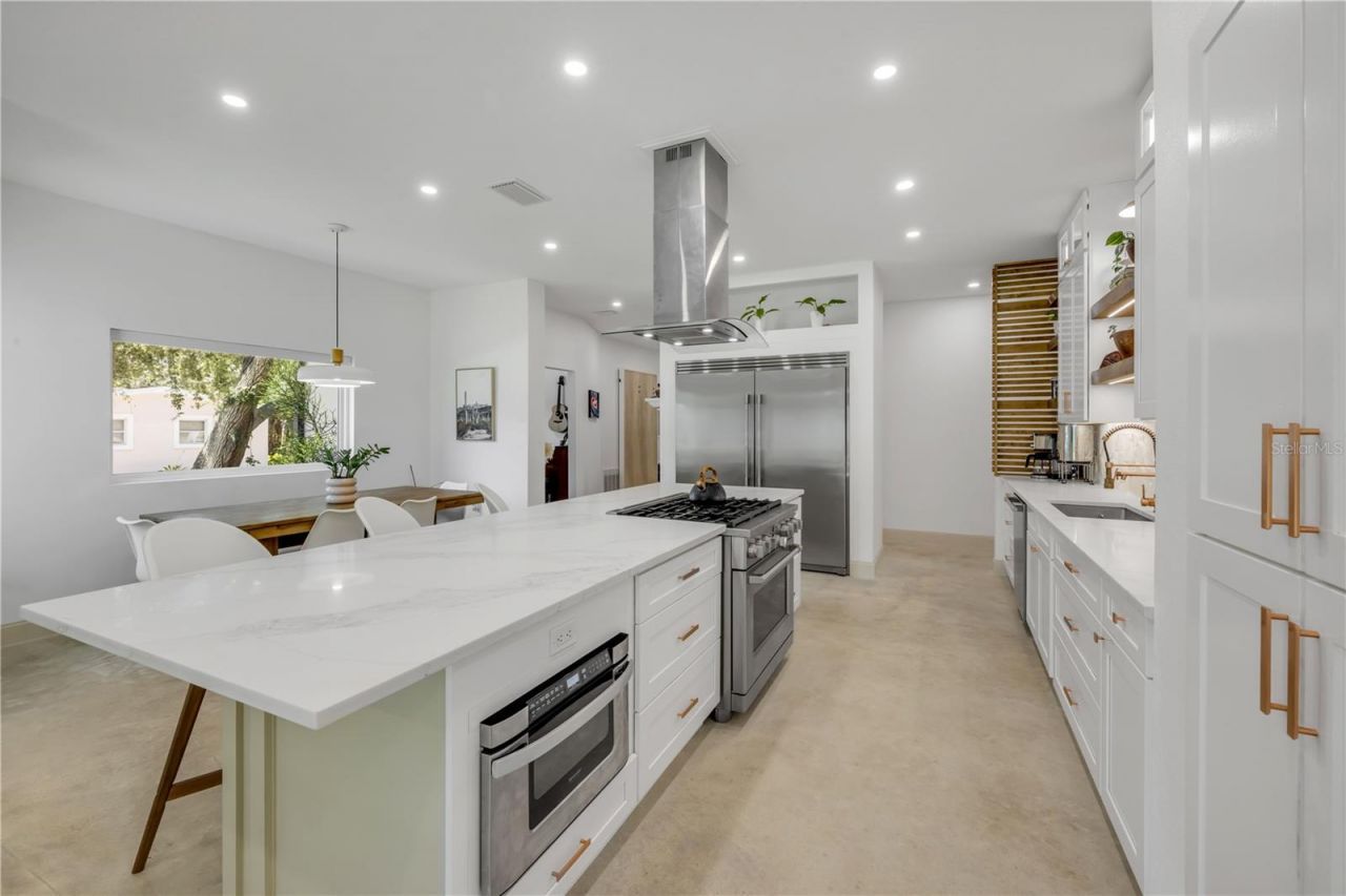 3211 Saxon Drive, New Smyrna Beach, FL 32169 Photo