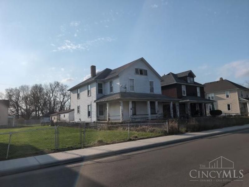 1319 S Broadway Street, Dayton, OH 45417 Photo 2