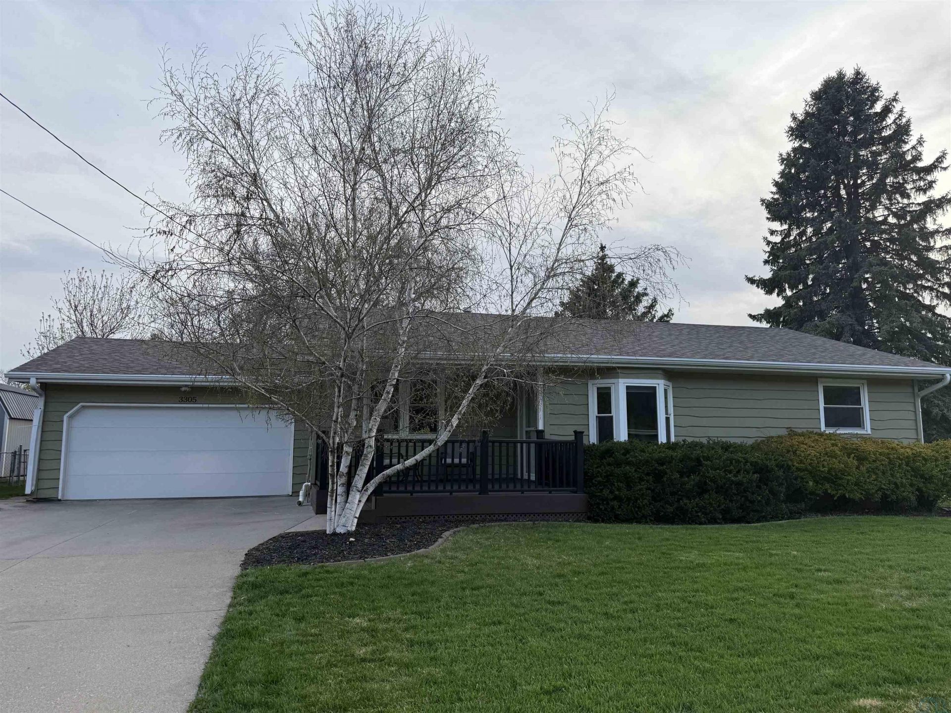 3305 Stone Park Boulevard, Sioux City, IA 51104 Main Photo