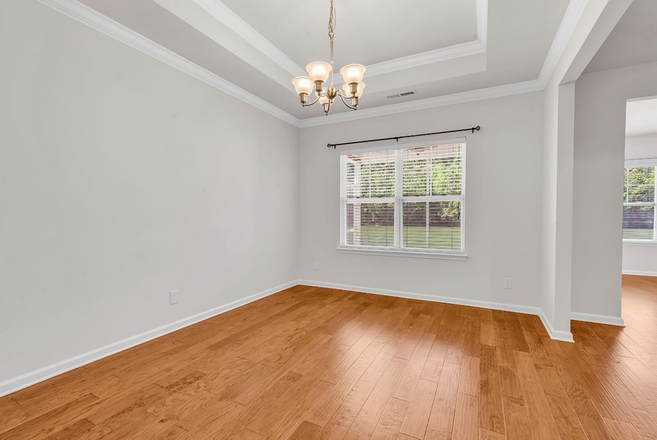 380 Palm Lakes Blvd. Photo 33