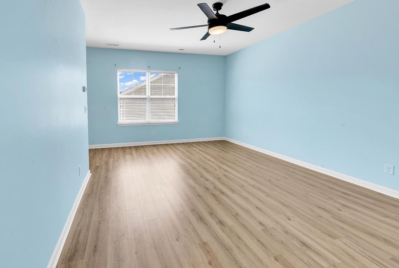 380 Palm Lakes Blvd. Photo 50