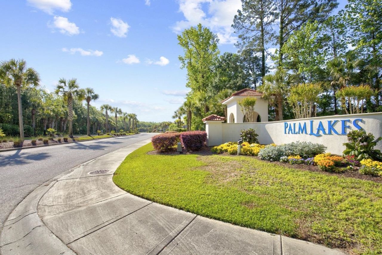 380 Palm Lakes Blvd. Photo 66