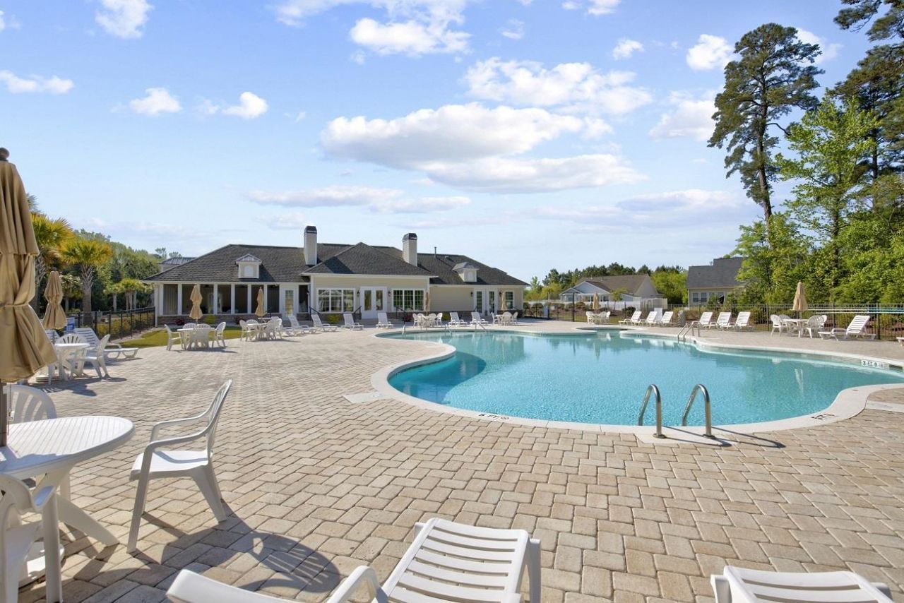 380 Palm Lakes Blvd.  Photo 67