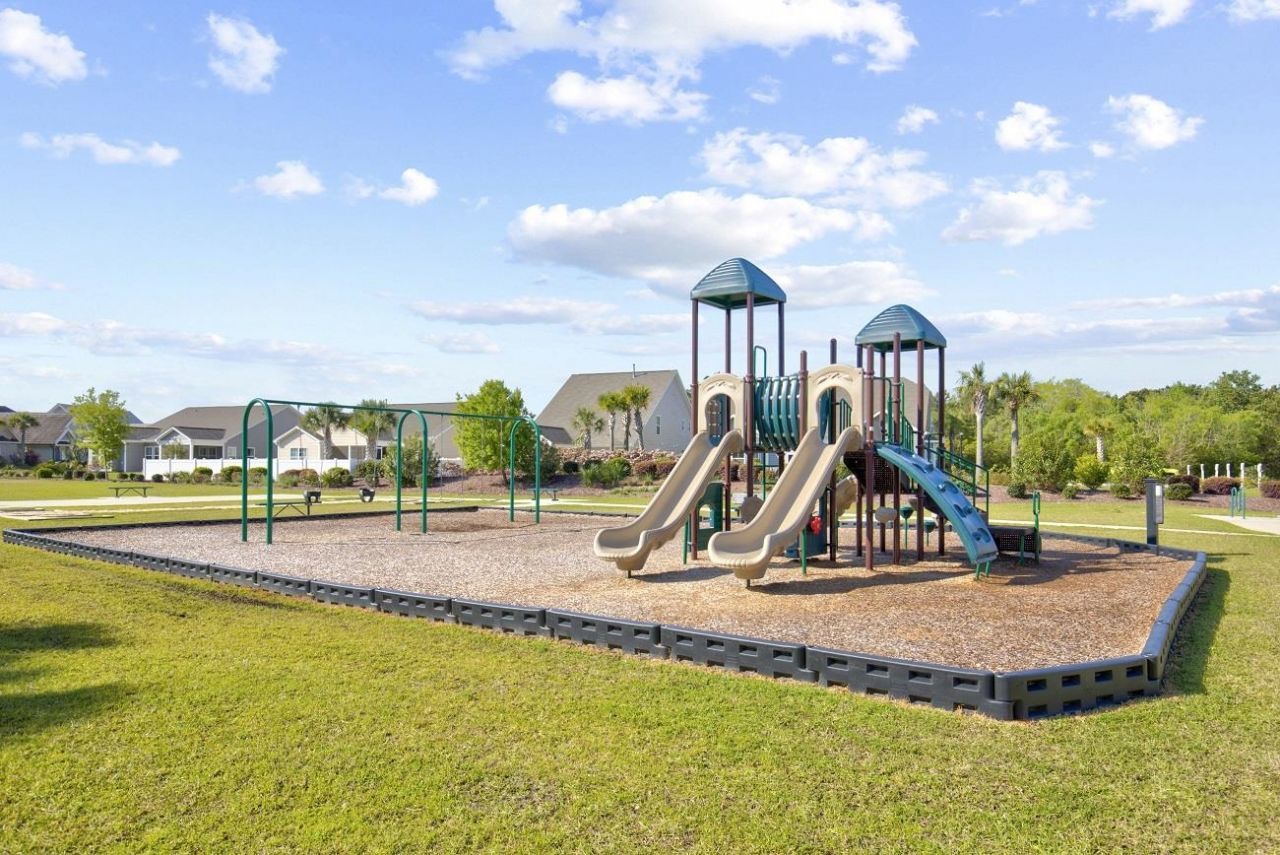 380 Palm Lakes Blvd.  Photo 70