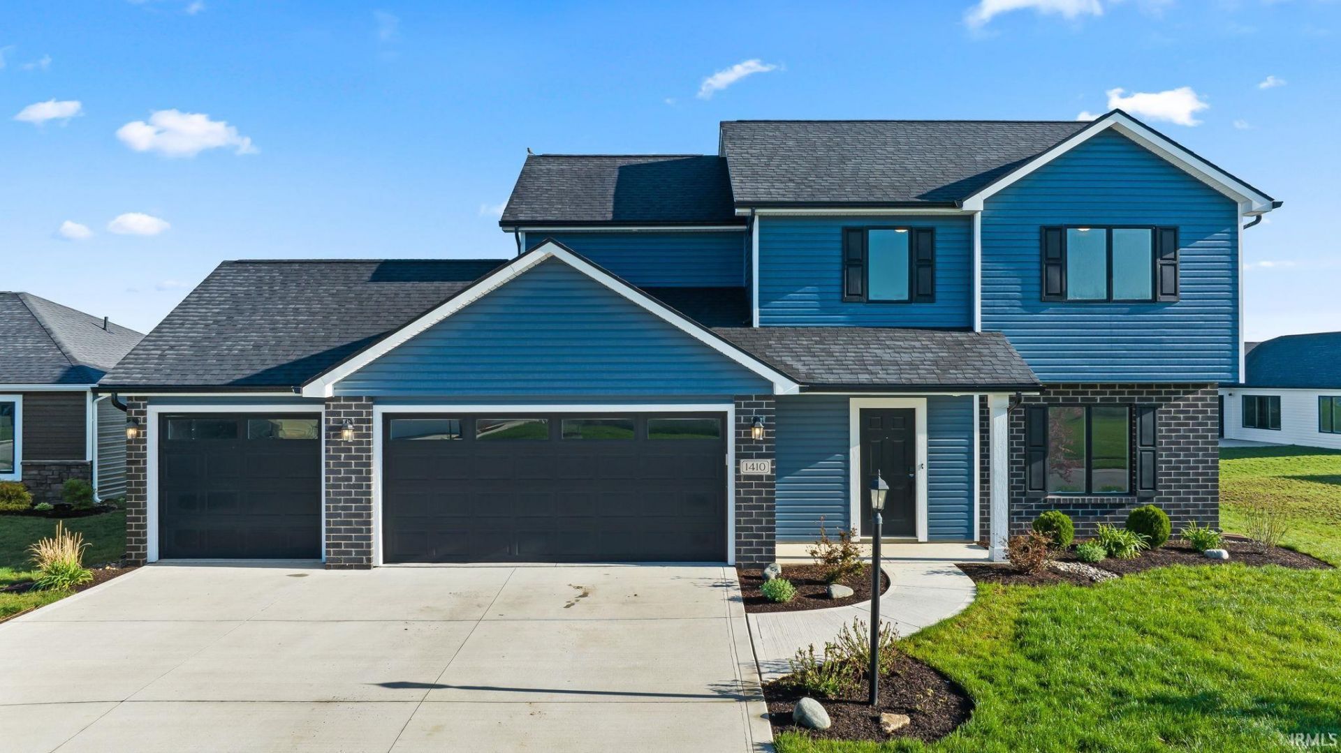 1410 Bear Hollow Drive, Huntertown, IN 46748 Main Photo