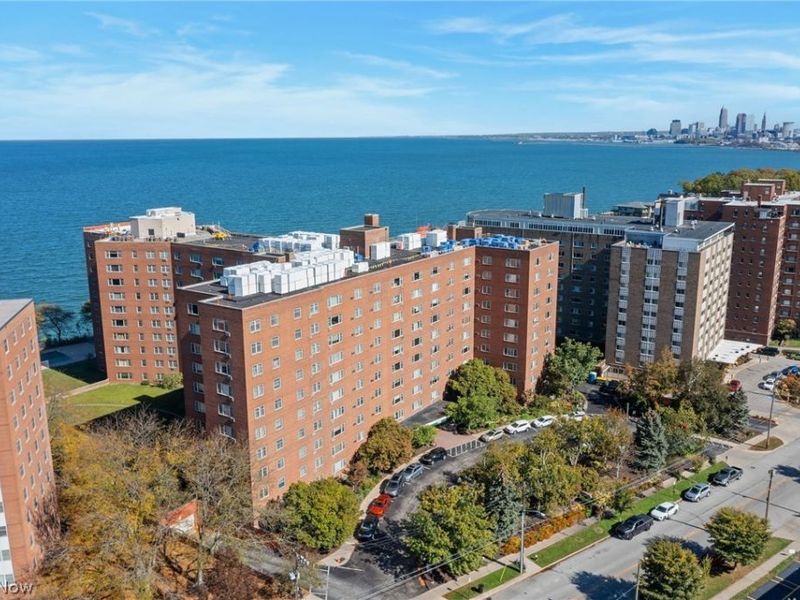 11820 Edgewater Drive, Unit 718, Lakewood, OH 44107 Photo 13