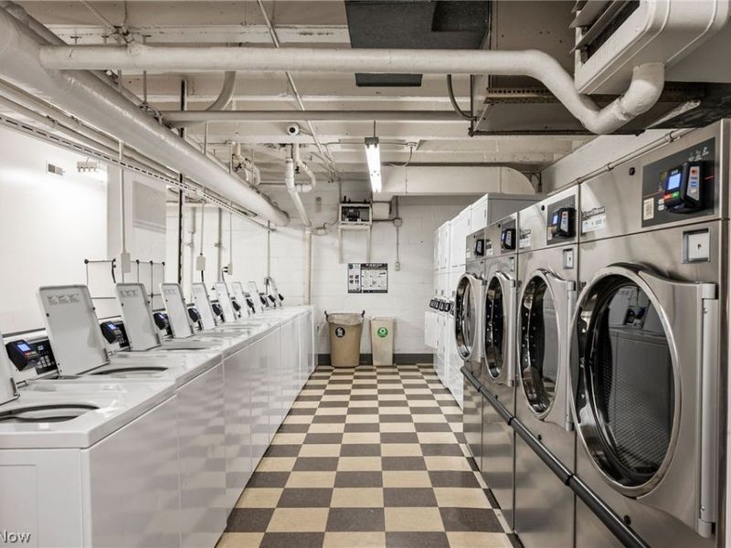 11820 Edgewater Drive, Unit 718, Lakewood, OH 44107 Photo 15