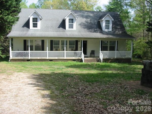 213 Vicki Way, Stanley, NC 28164