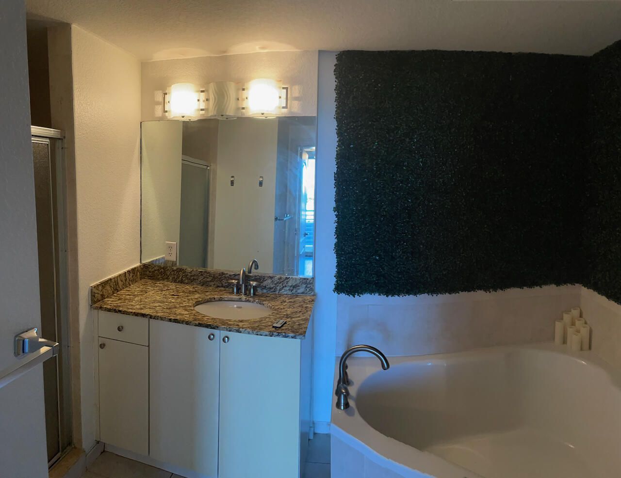 1830 Radius Drive, Unit 307, Hollywood, FL 33020 Photo