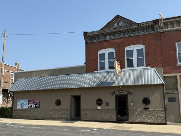 111 E Front Ave, Stockton, IL 61085