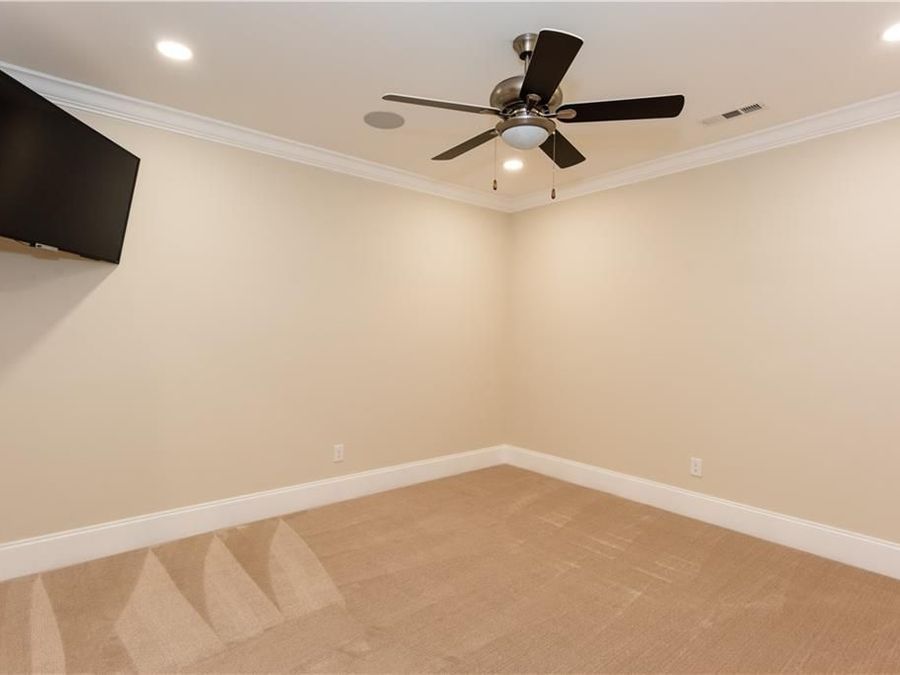 Property Image 68