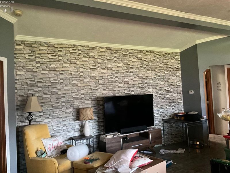 49 Cedar Street, New London, OH 44851 Photo 2