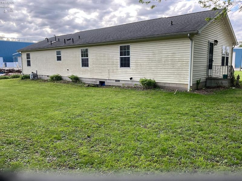 49 Cedar Street, New London, OH 44851 Photo 5