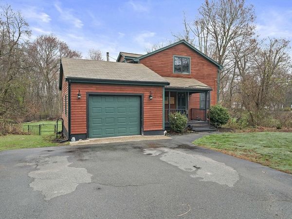 29 Pine Street, Holbrook, MA 02343