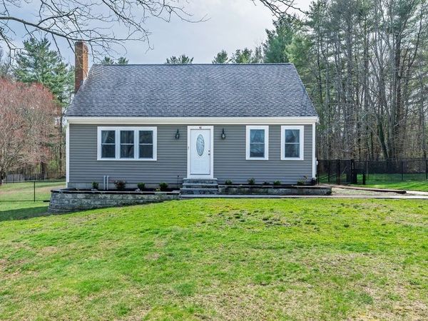 48 Big Rock Ln, Hanson, MA 02341