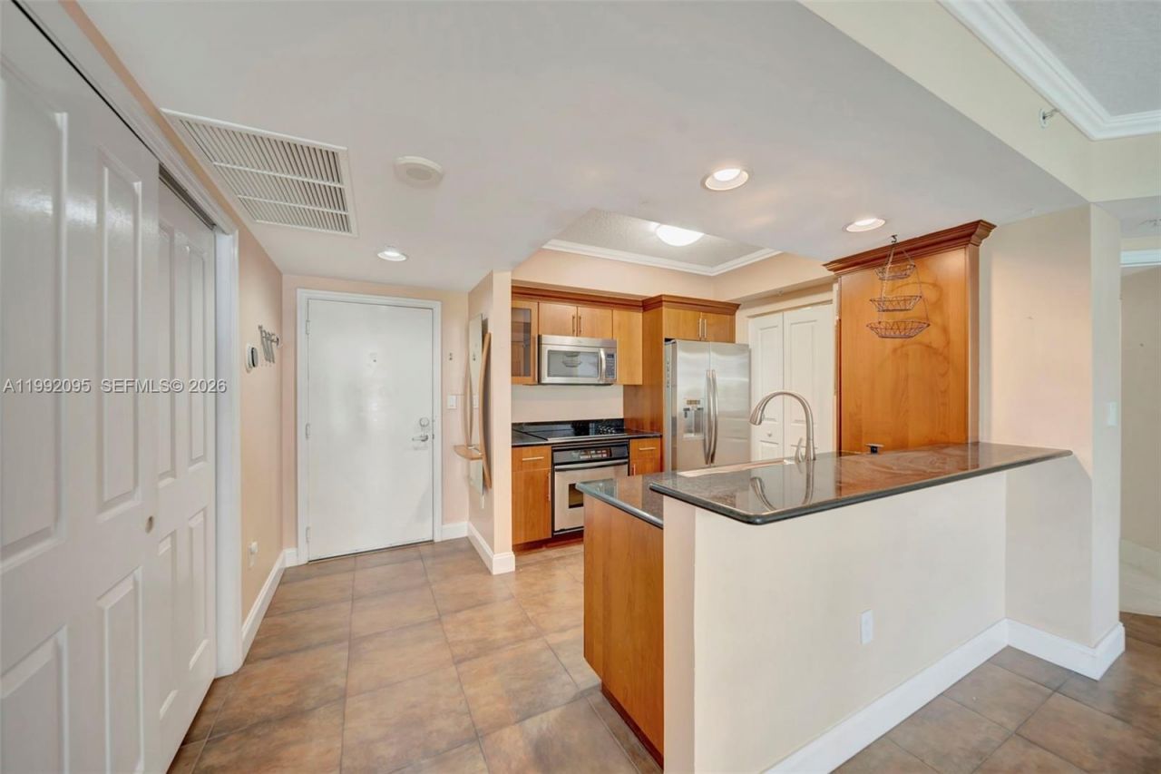 401 SW 4th Ave , Unit 203, Fort Lauderdale, FL 33315 Photo