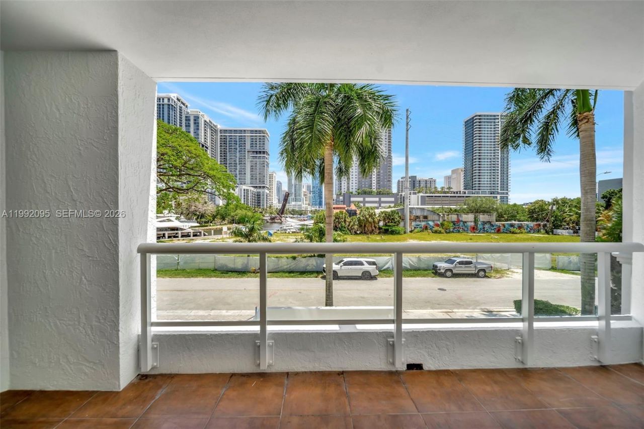 401 SW 4th Ave , Unit 203, Fort Lauderdale, FL 33315 Photo