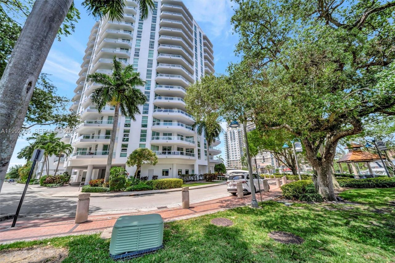 401 SW 4th Ave , Unit 203, Fort Lauderdale, FL 33315 Photo