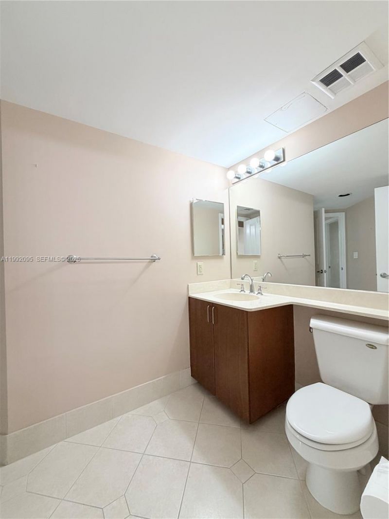 401 SW 4th Ave , Unit 203, Fort Lauderdale, FL 33315 Photo
