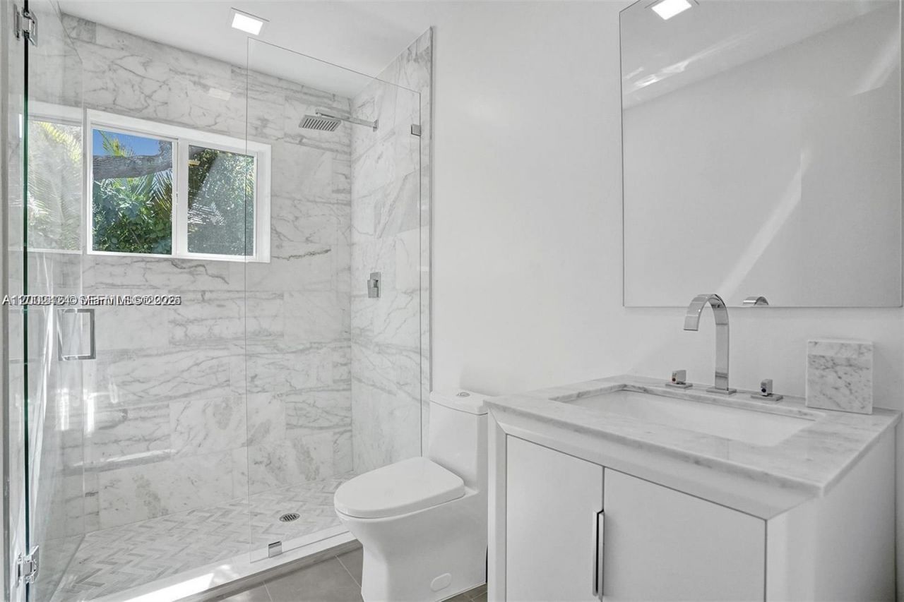 630 NE 52nd Ter , Miami, FL 33137 Photo