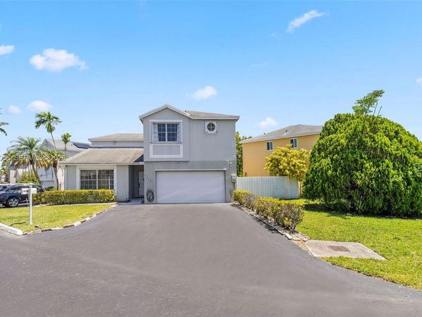 9547 SW 146th Pl , Miami, FL 33186