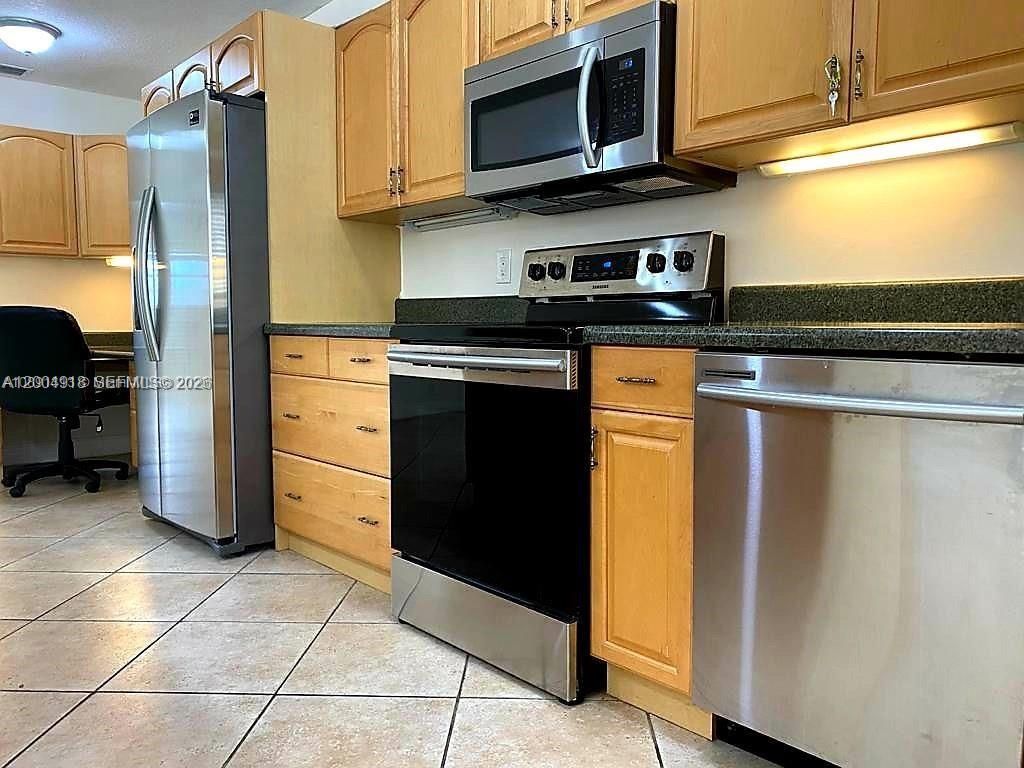 1818 Rodman St , Unit 3H, Hollywood, FL 33020 Photo