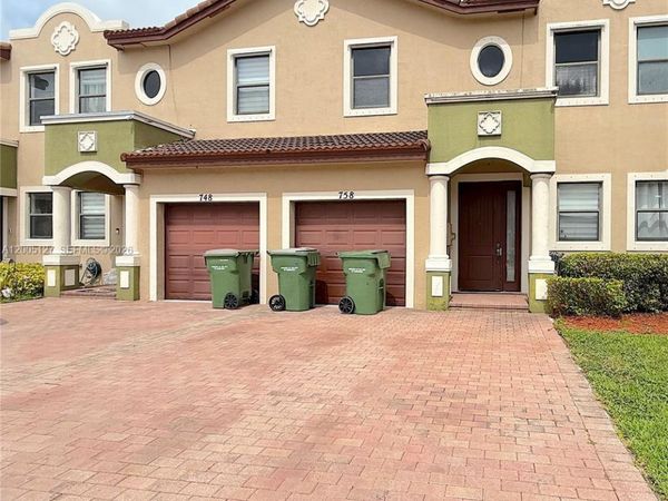 758 NE 34th Ave , Unit 758, Homestead, FL 33033