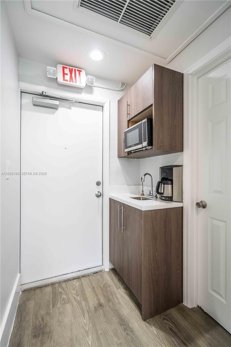 1191 71st St , Unit 1197, Miami Beach, FL 33141 Photo