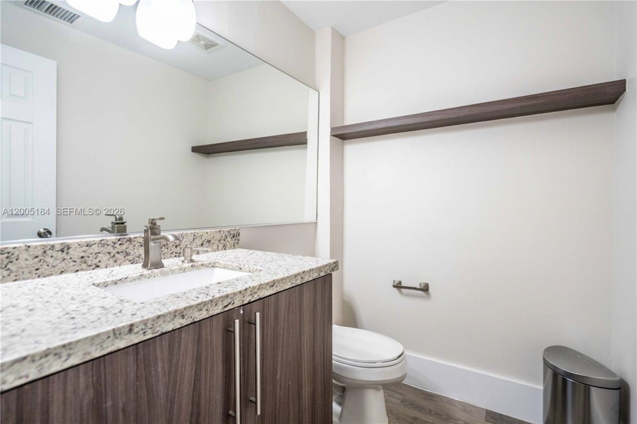 1197 71 St, Miami Beach, FL 33141 Photo