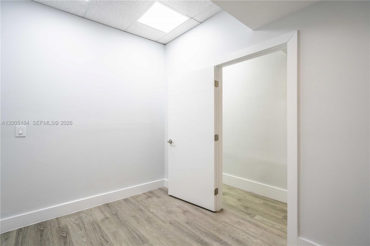 1191 71st St , Unit 1197, Miami Beach, FL 33141 Photo