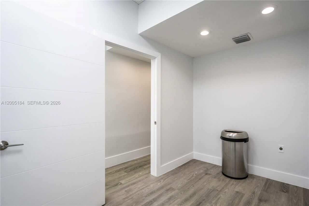 1191 71st St , Unit 1197, Miami Beach, FL 33141 Photo