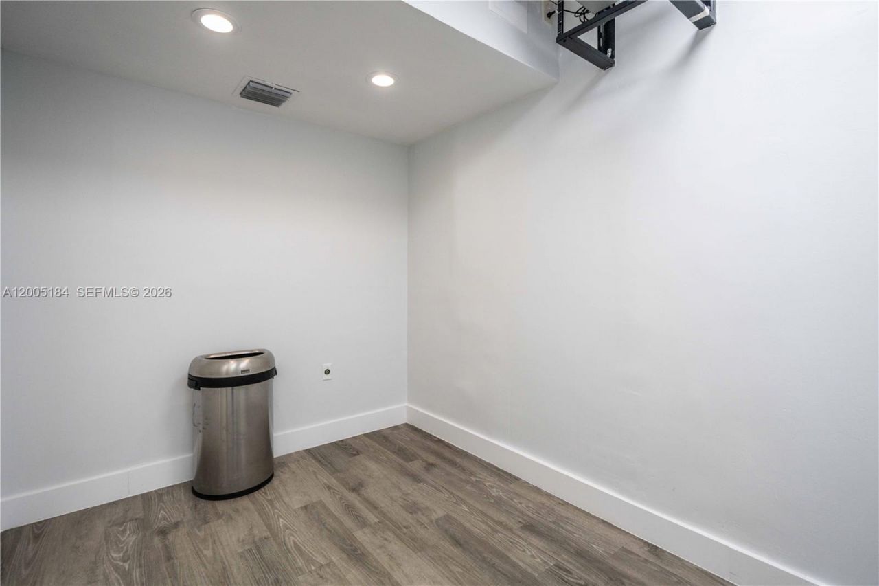 1191 71st St , Unit 1197, Miami Beach, FL 33141 Photo