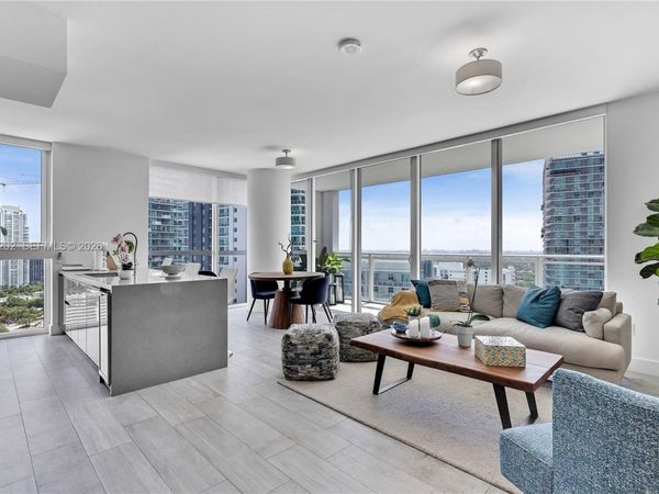 1080 Brickell Ave, Unit 2601, Miami, FL 33131