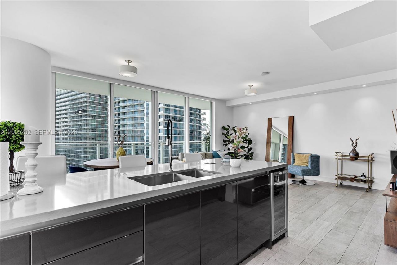 1080 Brickell Ave, Unit 2601, Miami, FL 33131 Photo