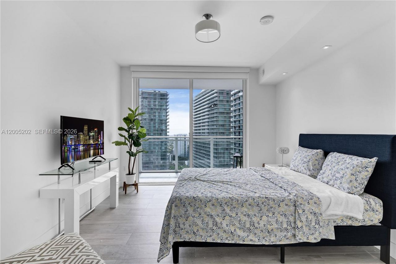 1080 Brickell Ave, Unit 2601, Miami, FL 33131 Photo