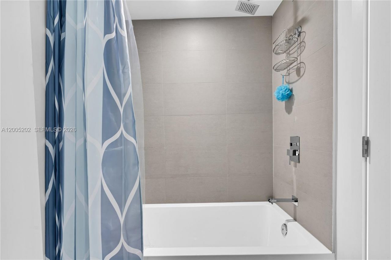 1080 Brickell Ave, Unit 2601, Miami, FL 33131 Photo