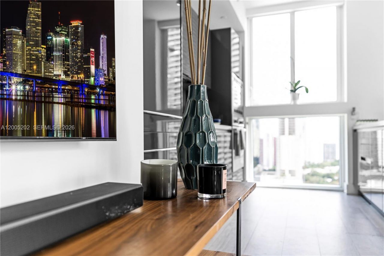 1080 Brickell Ave, Unit 2601, Miami, FL 33131 Photo