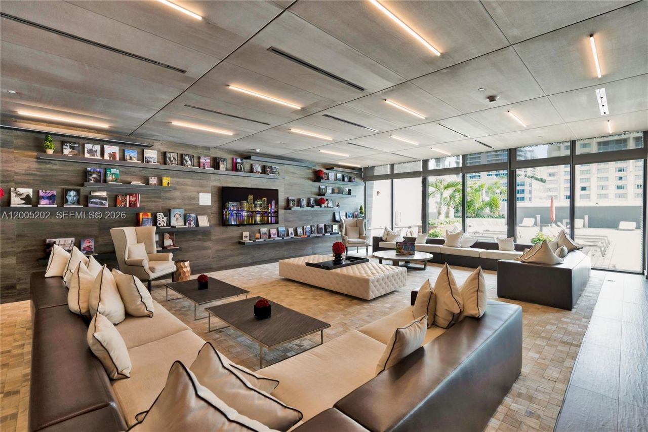 1080 Brickell Ave, Unit 2601, Miami, FL 33131 Photo