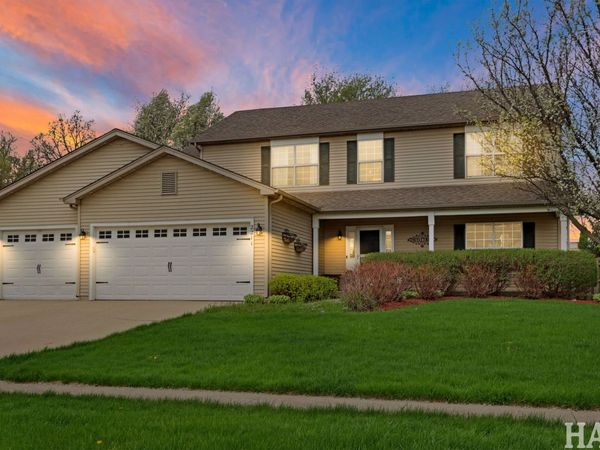 2211 Hazelwood Drive, McHenry, IL 60051