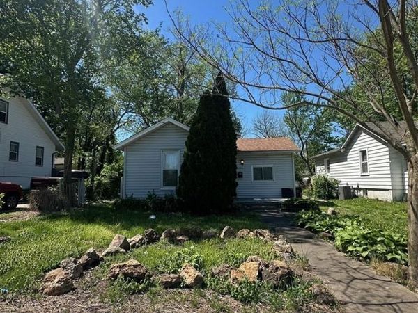 3311 Calvert Avenue, Breckenridge Hills, MO 63114