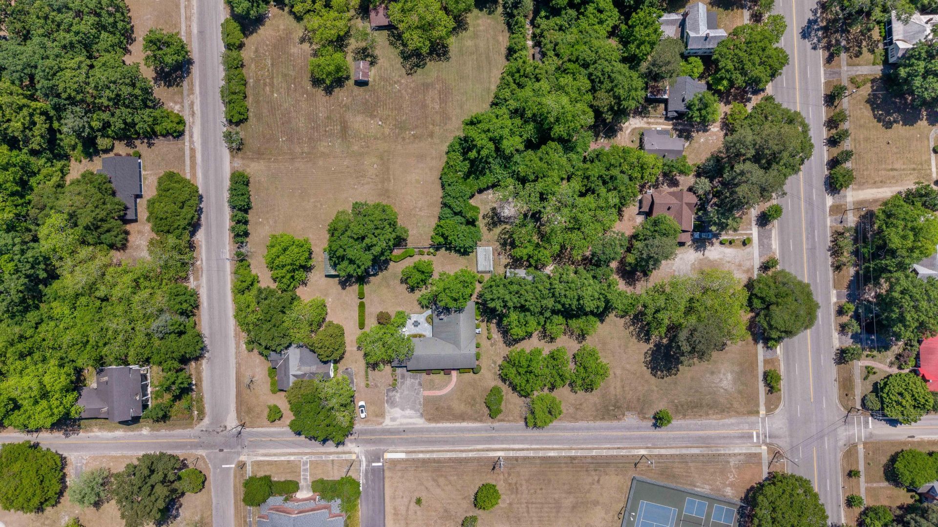 713 Harlin Street Photo 6