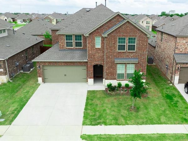 9820 Elk Falls, Aubrey, TX 76227
