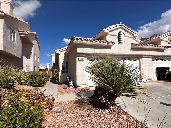 5323 HEATHERBROOK Circle , Las Vegas, NV 89120