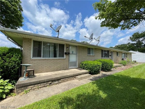 233-237 Kennedy Street , Louisville, OH 44641