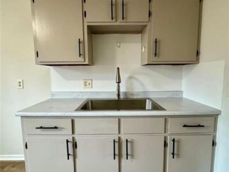 233-237 Kennedy Street, Louisville, OH 44641 Photo 10